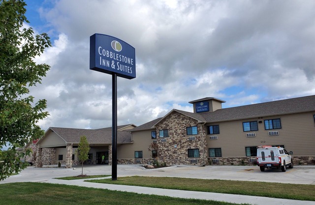Cobblestone Inn & Suites - Boone