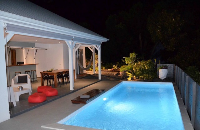 Coco Cannelle Villa 4 bedrooms with private pool (In the heart of the village of Deshaies)