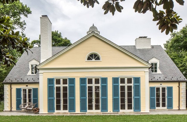 Colle | Historic Estate with Pool, Across from Jefferson Vineyards