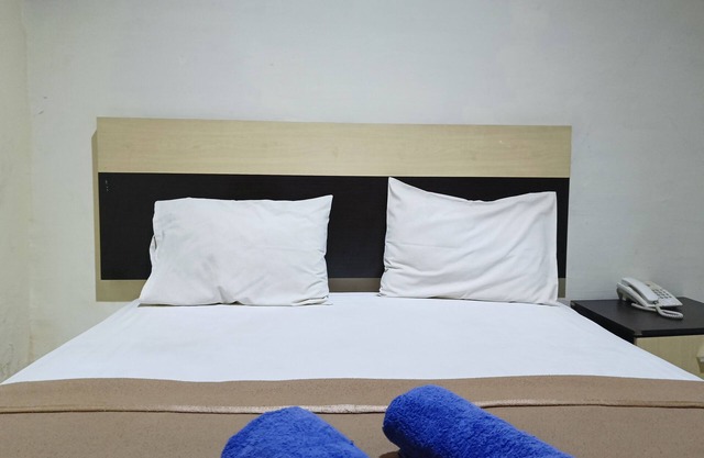 Collection O 93163 Hotel Grand Kartika