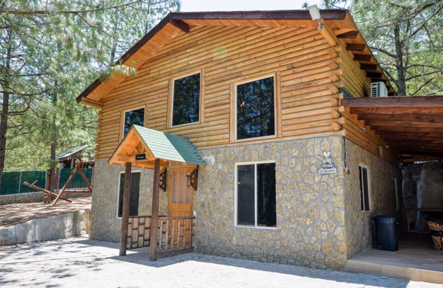 Comet Cabin/ideal for friends and family