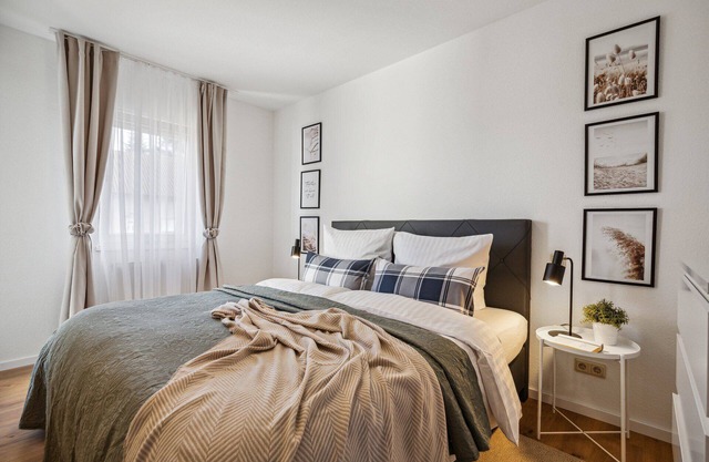 Comfort Apartment-up to 4 pers-Neunkirchen City-Parking lot-Garage-WiFi-Bathroom-Balcony