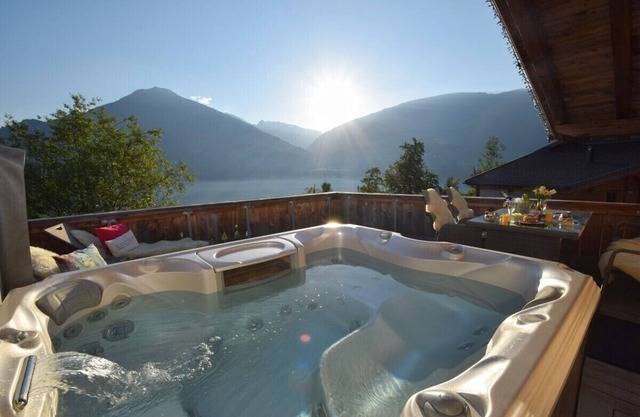 Comfort Chalet Mühle - SKI in/SKI out, Sauna-Jacuzzi - by "wachterhof"