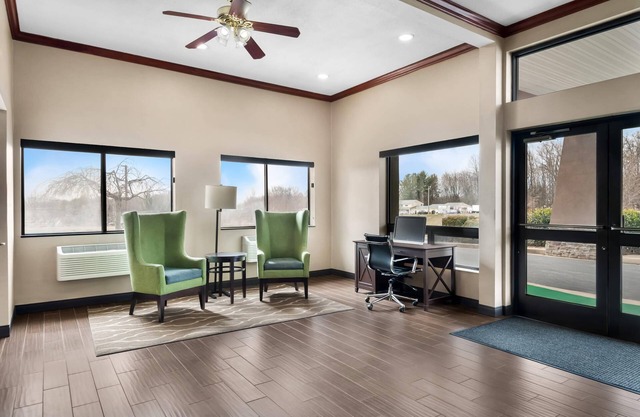 Comfort Inn and Suites