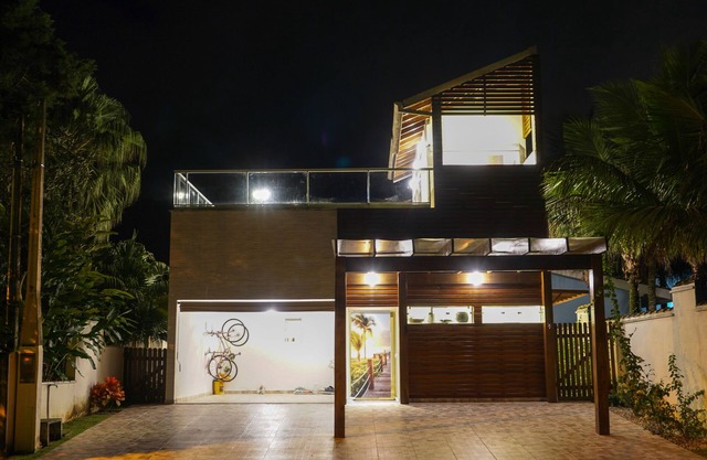 Comfort, privacy, 24 hour security. Accommodates families, children and animals