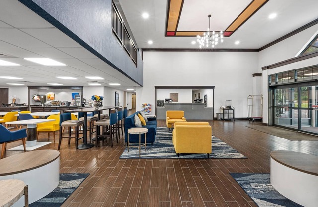 Comfort Suites Near Casinos Norwich-Uncasville CT