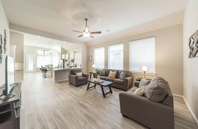 Comfortable 3BR Retreat｜Sienna Charm｜Dedicated Workspace｜Outdoor Serenity #40860