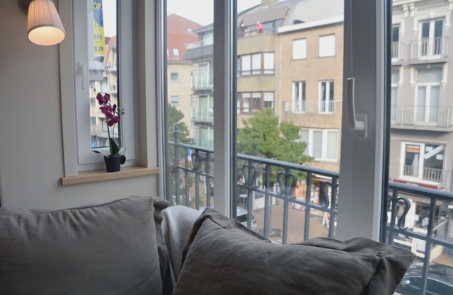 Comfortable apartment in the town centre, within walking distance of the ocean
