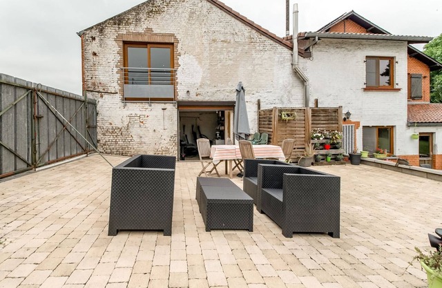 Comfortable holiday home in Thy-le-Château with pool
