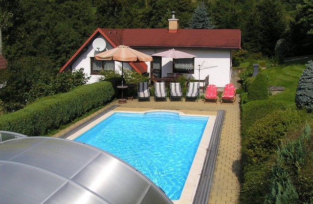 Comfortable house in Bohemian Paradise with swimming pool, internet