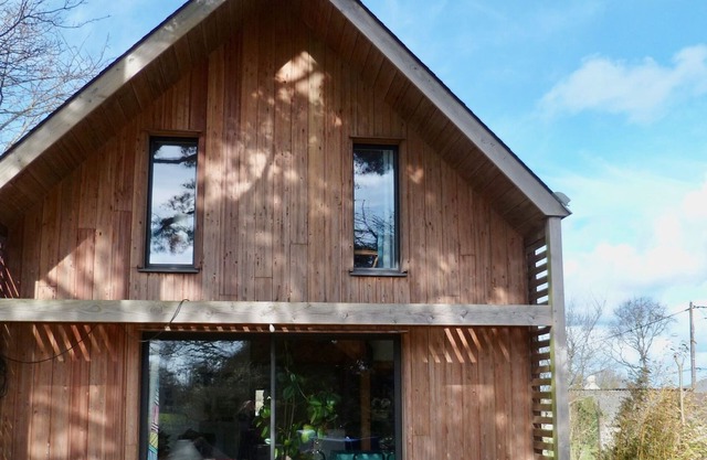 Comfortable modern wood house - countryside side