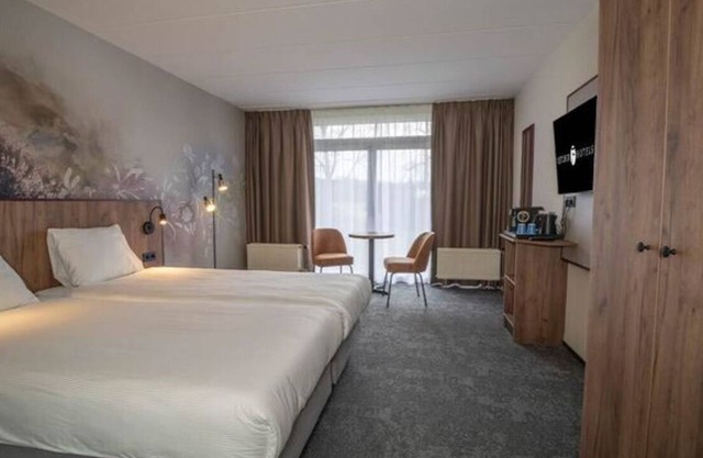 Comfortable Stay with Sauna, Indoor Pool, and Direct Access to Drentsche Aa Park