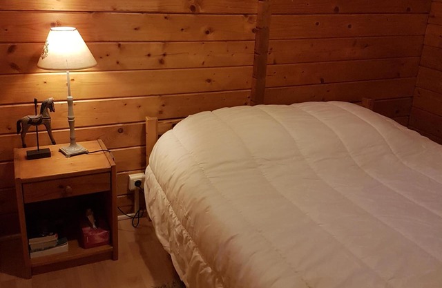 comfortable wooden chalet, spacious with magnificent view!