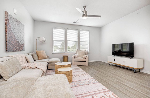 Comfy Cozy - 2King bed/2bth Fishers
