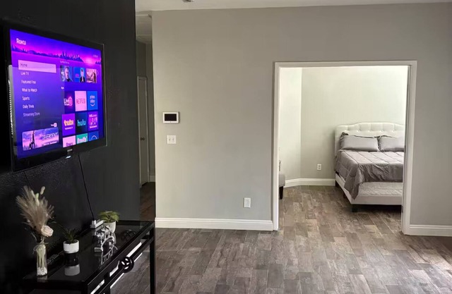 Comfy Vegas Getaway/Near Strip