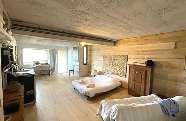 Commandery: Panoramic View - 2 bedrooms -