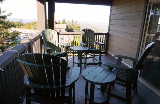 Condo ∙ 2 bedrooms ∙ 6 guests