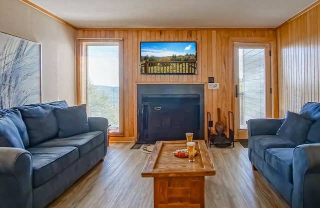 Condo ∙ 2 bedrooms ∙ 8 guests