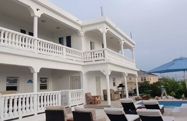Condo with ocean view, private balcony & private Jacuzzi (unit 3)