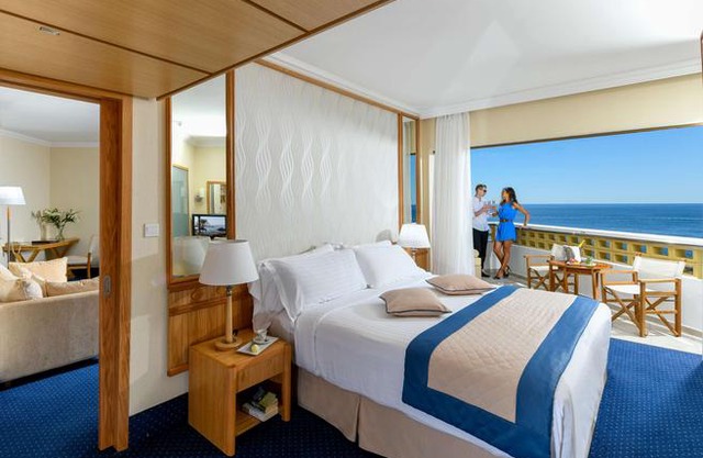Constantinou Bros Athena Royal Beach Hotel