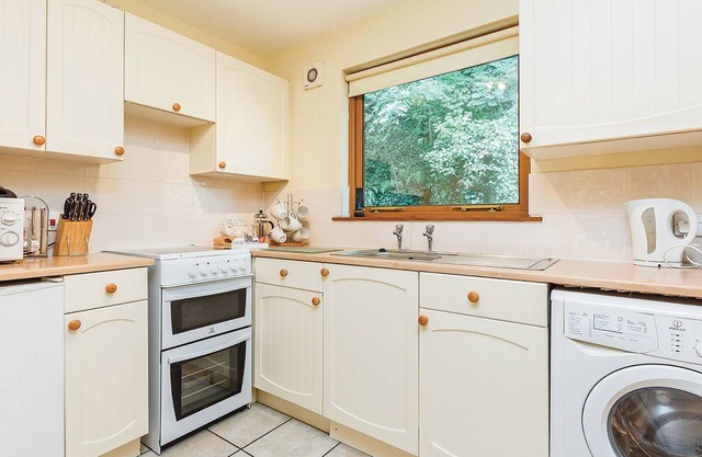 Contemporary cottage style two storey lodge.