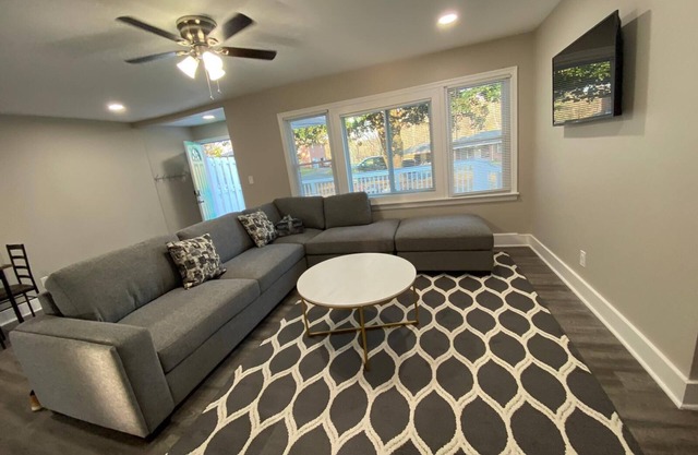 Conveniently Located close to the City Center