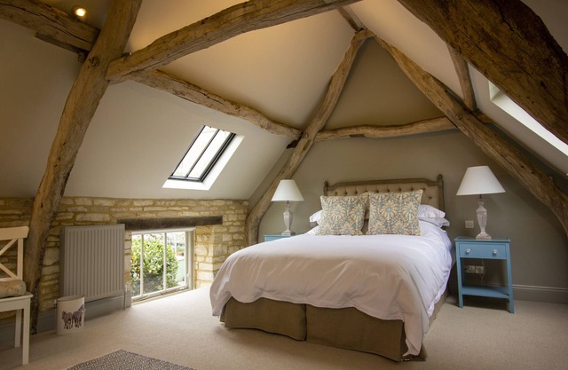 Converted Luxury Barn - The Potting Shed - Grade II listed