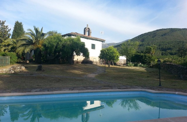 Converted Schoolhouse With Private Swimming Pool.Sierra De Gredos, Castilla Leon