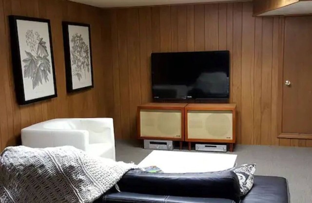 Cool furnished Apartment Near Downtown Escanaba