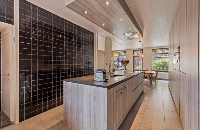 Coolhuys , your home in Bruges away from home.