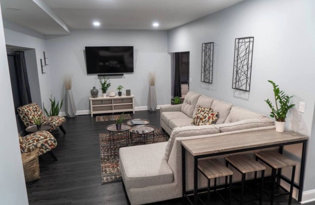 Corner Bungalow: Newly Renovated, Spacious & Open, Central & Convenient.