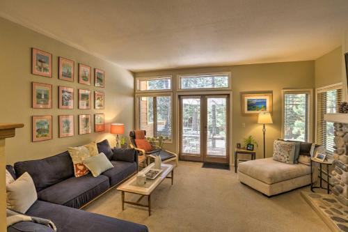 Corner-Unit Condo with Grill Walk to Lake Tahoe!