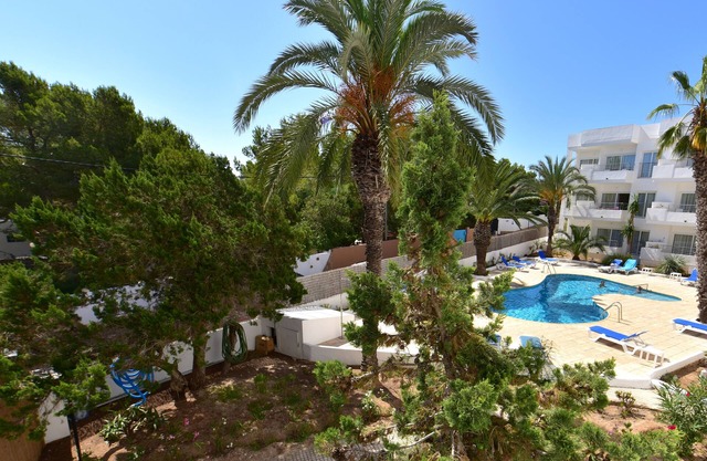 Costamar 15: Large apartment near the mother with swimming pool