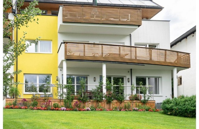 Cosy apartment for 8 people with TV, terrace and panoramic view