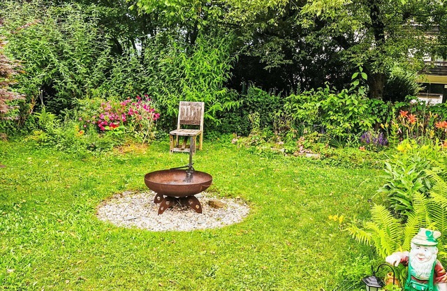 Cosy apartment for 4 people with WIFI, TV, patio and parking