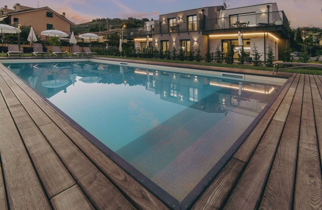 Cosy apartment for 4 people with A/C, pool, WIFI, TV, terrace, pets allowed and parking
