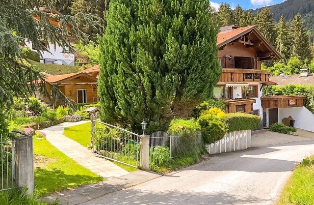 Cosy apartment for 6 guests with WIFI, TV and balcony