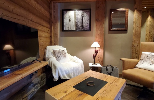 Cosy apartment in a quiet, authentic chalet
