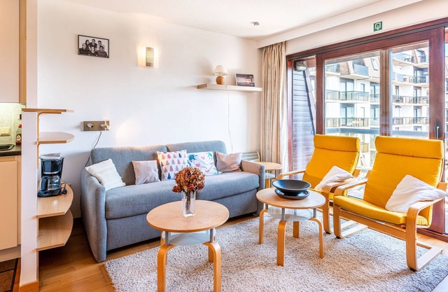 Cosy apartment in Koksijde near the beach