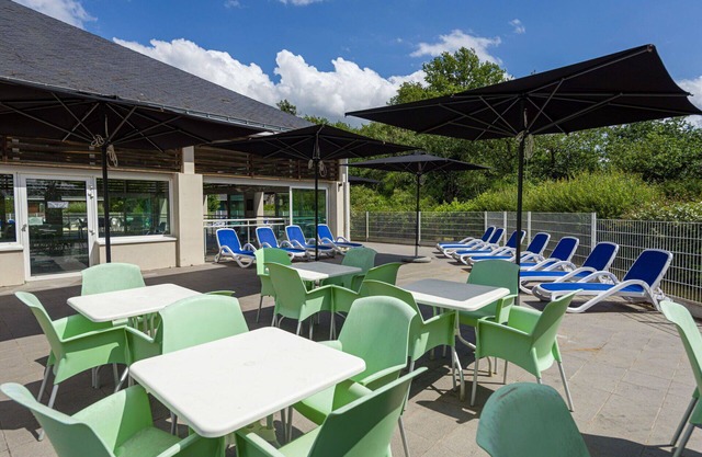 Cosy apartment in villa for 5 people with internet, pool, TV, terrace and pets allowed