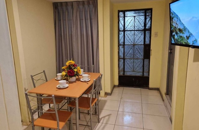 Cosy , central, economic mini apartment at 10min to plaza Mayor Lima Peru