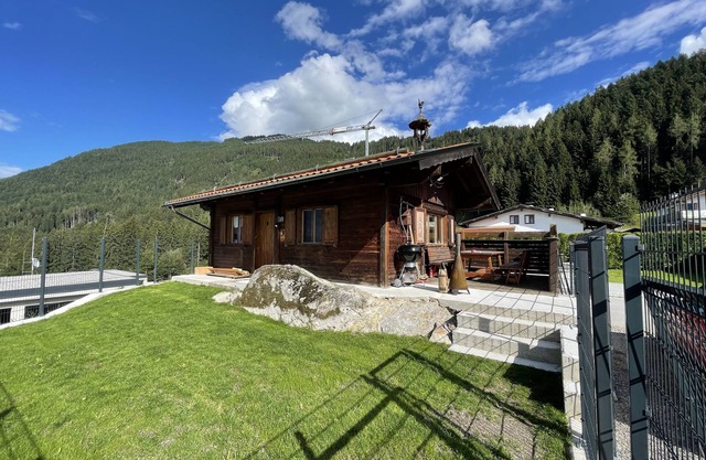 Cosy holiday home with private garden