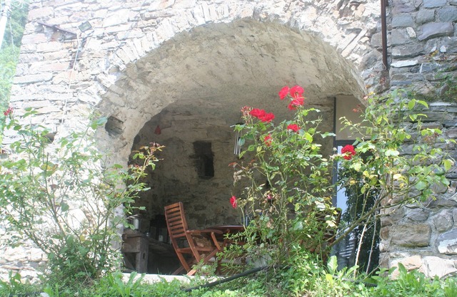 Cosy, romantic hideaway