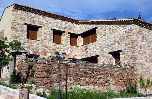 Cottage La Chimenea de Soria II in the surroundings of the Cañon de Rio Lobos