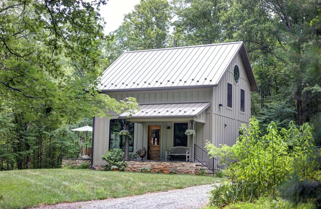 Cottage at Deer Ridge Farm