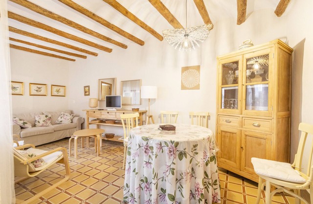 Country House 'Estel Miracle' with Private Terrace and Private Garden
