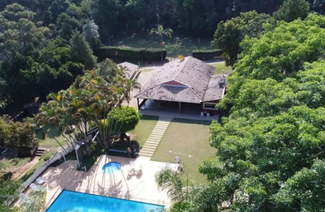 COUNTRY HOUSE FOR YOUR FAMILY AND SPACE FOR EVENTS OR SOCIALIZING