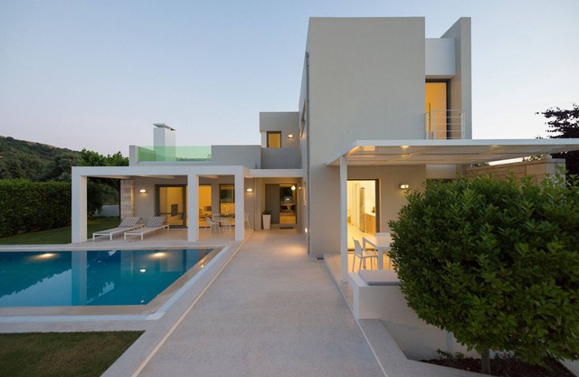 Countryside charm Villa-Gonia: Eco-Friendly Modern Retreat, 8km from City