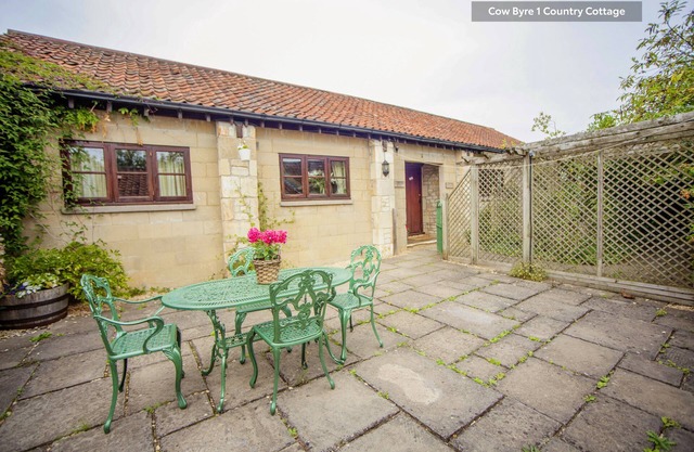 Cow Byre 1 or 2 Country Cottages