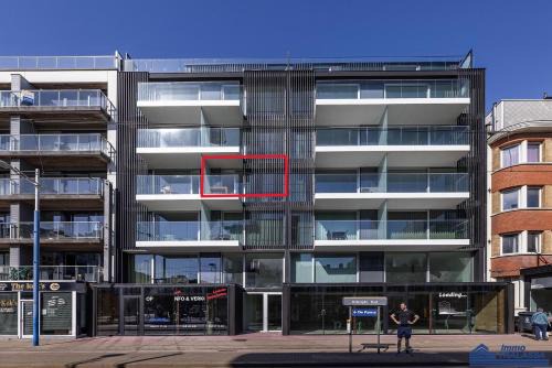 Coxy Dunes 0302 met parking